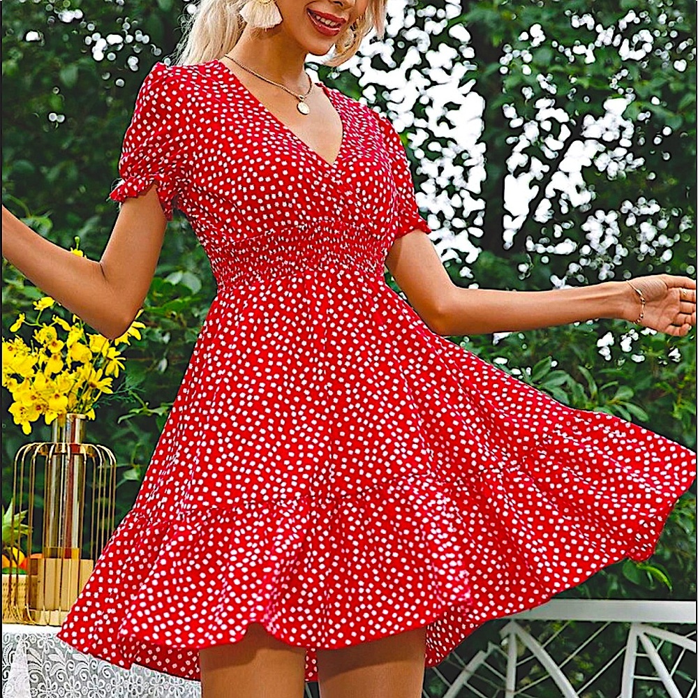 *never worn* Ditsy Floral Shirred Waist A-Line Dress